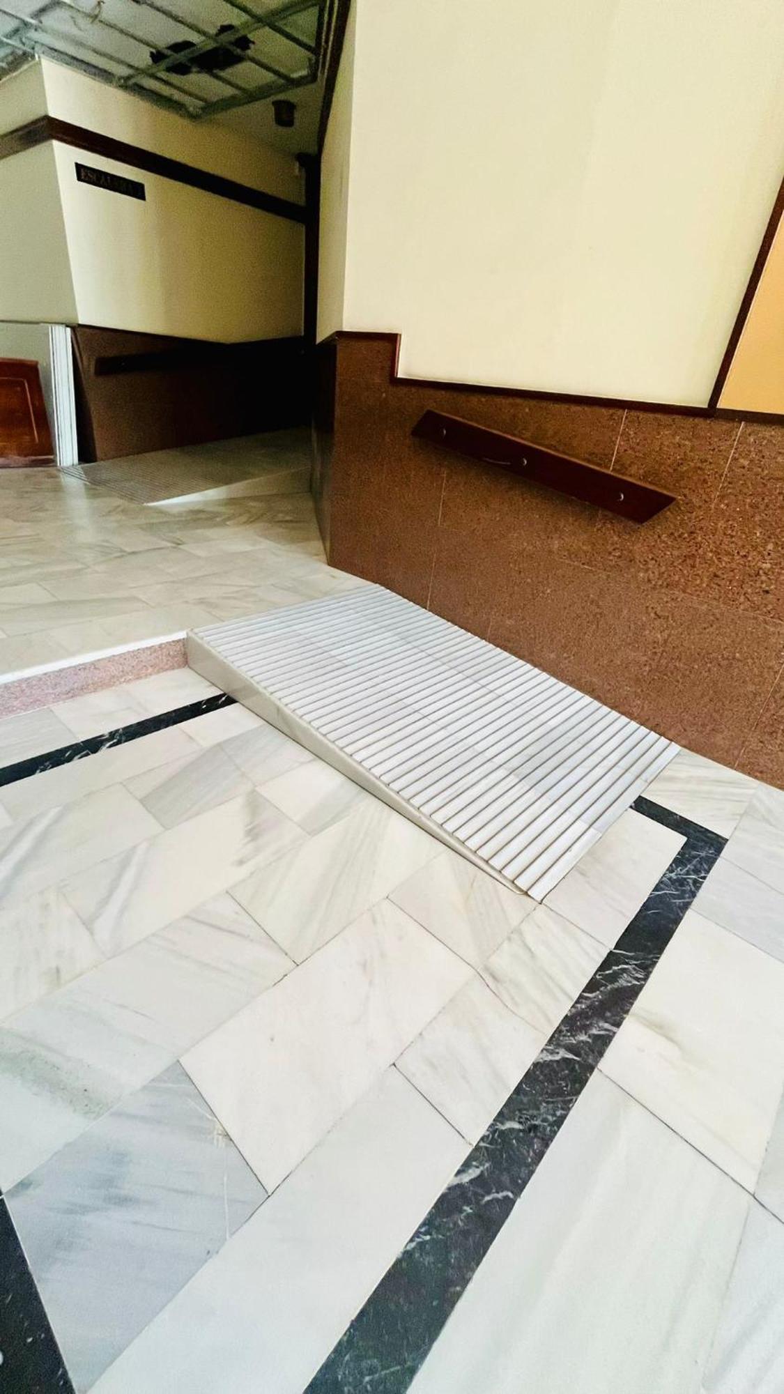 Atico En Yate Iv, Primera Linea Playa Apartment Fuengirola Exterior foto